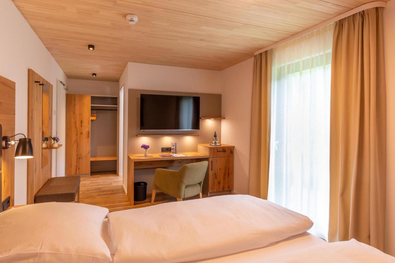 Goldener Adler Oberried - Hotel & Appartements Экстерьер фото