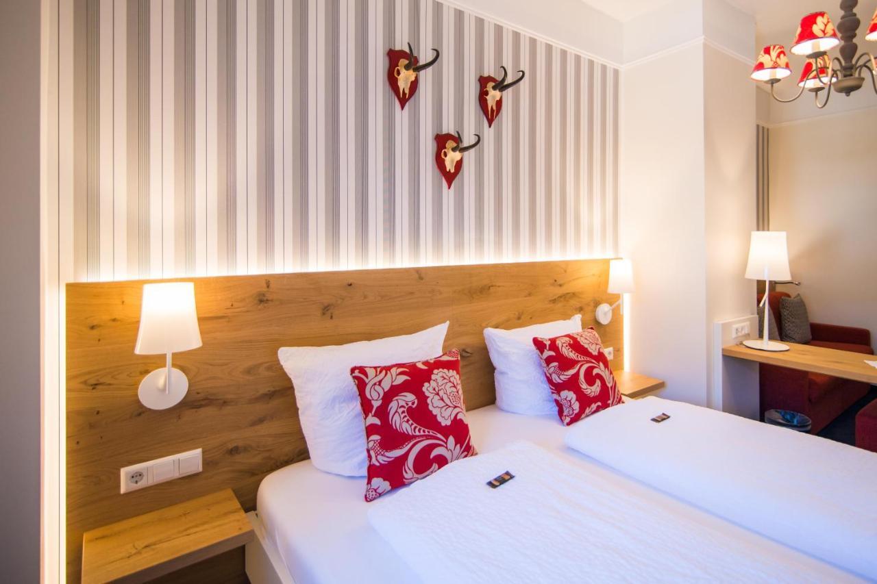 Goldener Adler Oberried - Hotel & Appartements Экстерьер фото