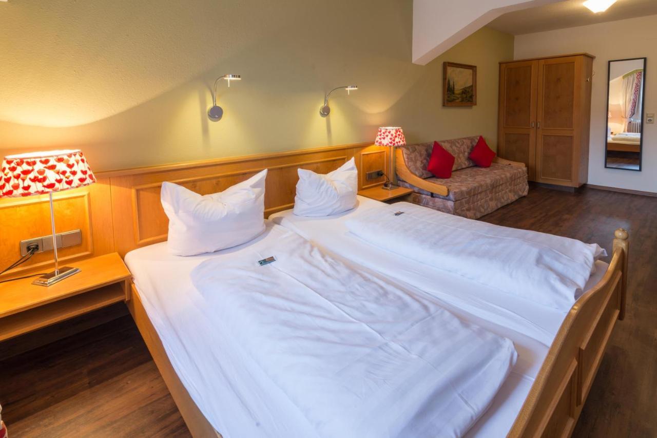 Goldener Adler Oberried - Hotel & Appartements Экстерьер фото