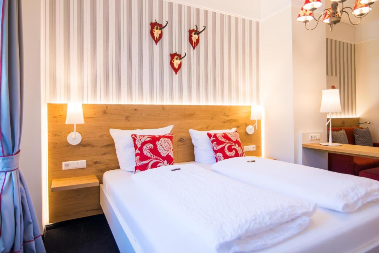 Goldener Adler Oberried - Hotel & Appartements Экстерьер фото