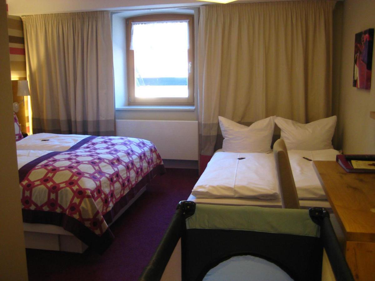 Goldener Adler Oberried - Hotel & Appartements Экстерьер фото